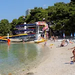 Apartments By The Sea Makarska - 22489